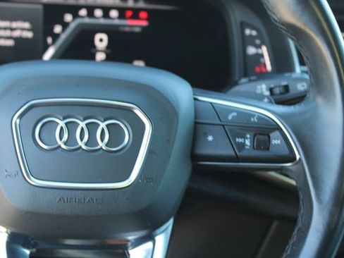 Used 2022 Audi Q7 2.0T Premium w/ Convenience Package AWD/4WD image 21