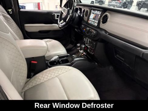 Used 2021 Jeep Wrangler Unlimited Sahara AWD/4WD image 9