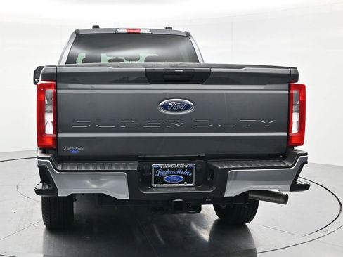 Used 2025 Ford F250 XLT AWD/4WD image 6