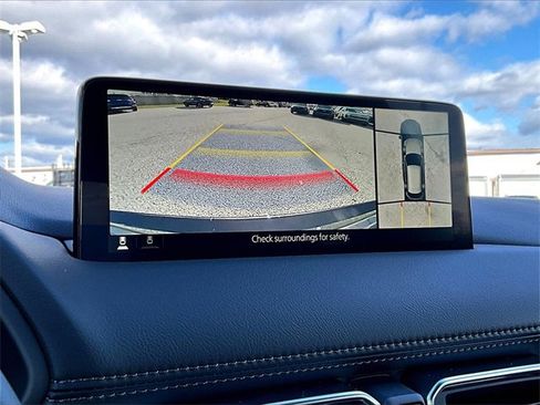 New 2025 MAZDA CX-5 Signature image 15