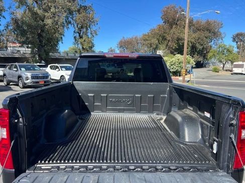 Used 2022 Chevrolet Silverado 1500 Custom AWD/4WD image 7