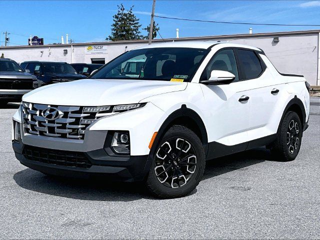 Used 2022 Hyundai Santa Cruz SEL w/ Cargo Package AWD/4WD image 2