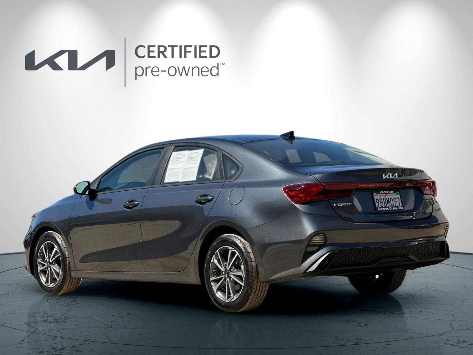 Used 2022 Kia Forte LXS FWD image 6