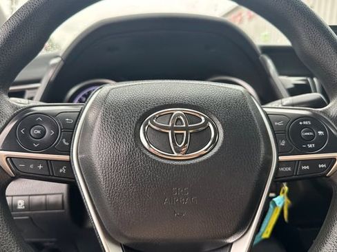 Used 2023 Toyota Camry LE image 23
