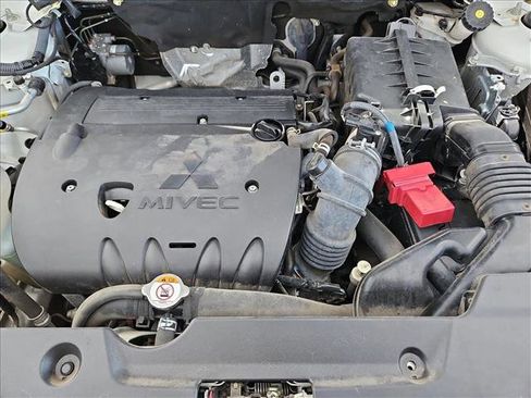 Used 2021 Mitsubishi Outlander Sport SE image 22