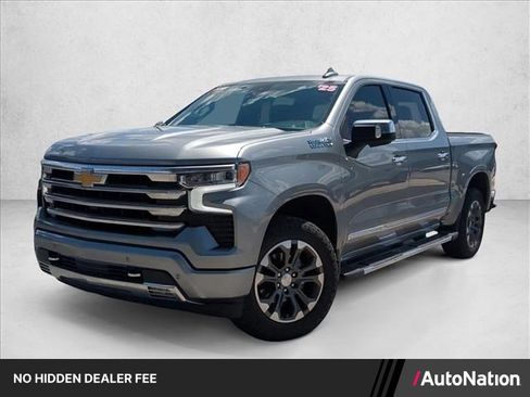Used 2025 Chevrolet Silverado 1500 High Country AWD/4WD image 1