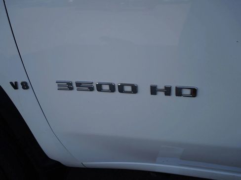 Used 2024 Chevrolet Silverado 3500 W/T AWD/4WD image 31