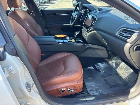 Used 2022 Maserati Ghibli Modena Q4 image 14