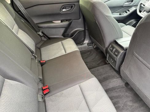 Used 2025 Nissan Rogue SV image 21