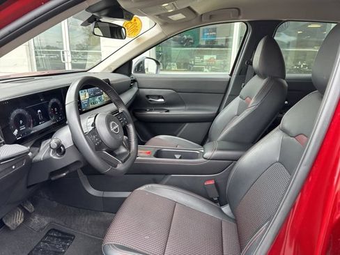 Used 2025 Nissan Kicks SR AWD/4WD image 9