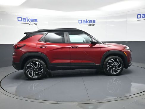 Used 2024 Chevrolet TrailBlazer RS w/ Driver Confidence Package AWD/4WD image 9