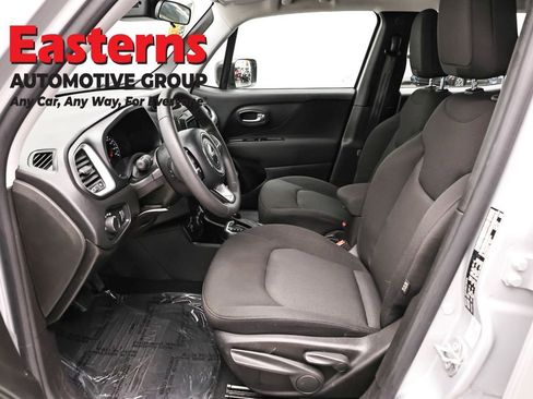 Used 2021 Jeep Renegade Sport image 13