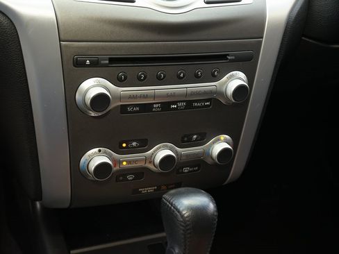 Used 2014 Nissan Murano LE w/ Platinum Edition Package image 15