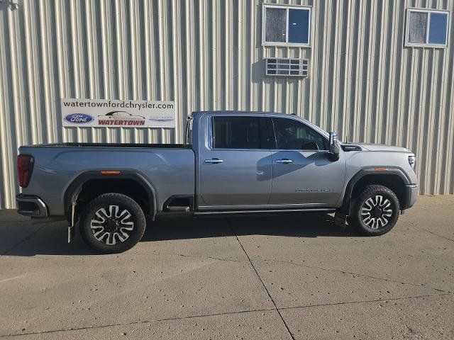 Used 2025 GMC Sierra 2500 Denali Ultimate AWD/4WD image 1