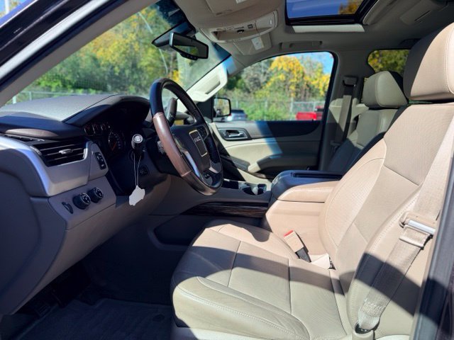 Used 2015 GMC Yukon XL SLT w/ Open Road Package AWD/4WD image 7