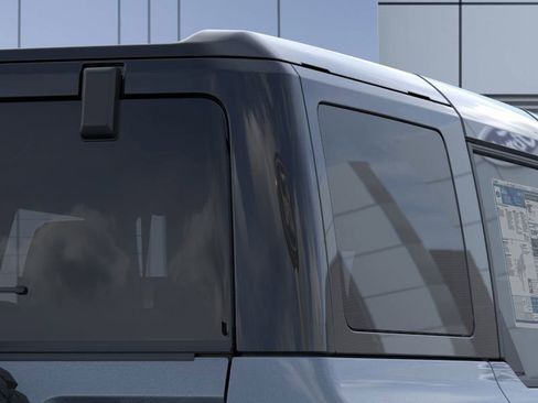 New 2025 Ford Bronco Outer Banks w/ Sasquatch Package image 25