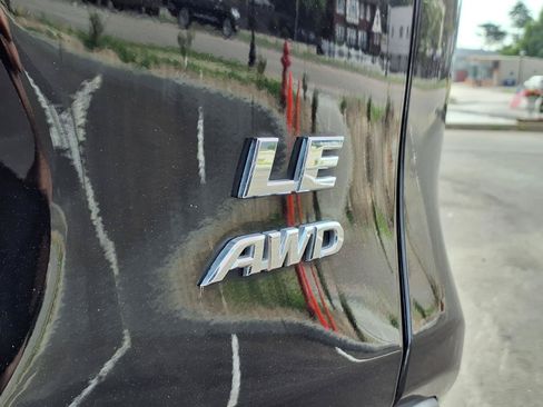 Certified 2021 Toyota RAV4 LE AWD/4WD image 29