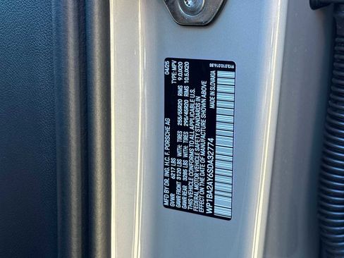 New 2025 Porsche Cayenne Coupe image 30