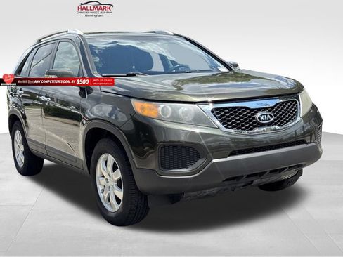 Used 2011 Kia Sorento LX FWD image 2