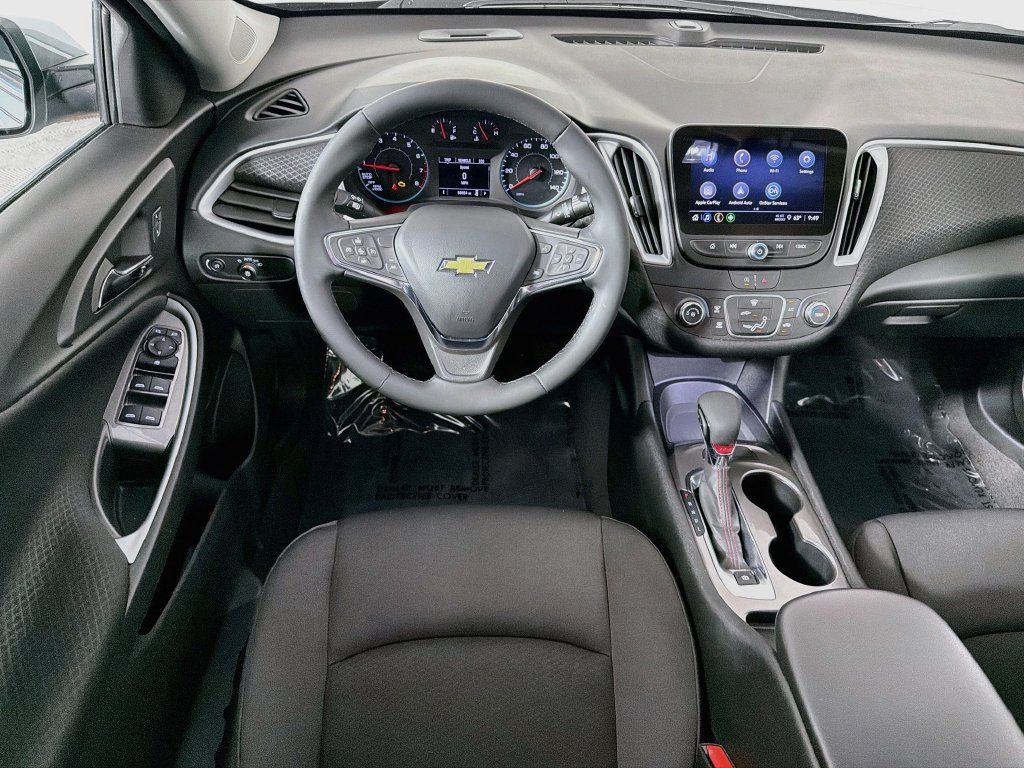 Used 2023 Chevrolet Malibu RS FWD image 20