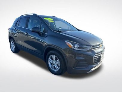 Used 2017 Chevrolet Trax LT w/ Sun & Sound Package
