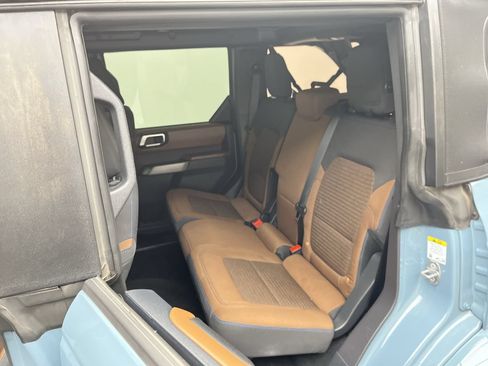 Used 2023 Ford Bronco Outer Banks AWD/4WD image 10