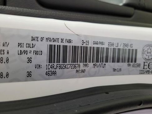 Used 2019 Jeep Grand Cherokee Limited image 43