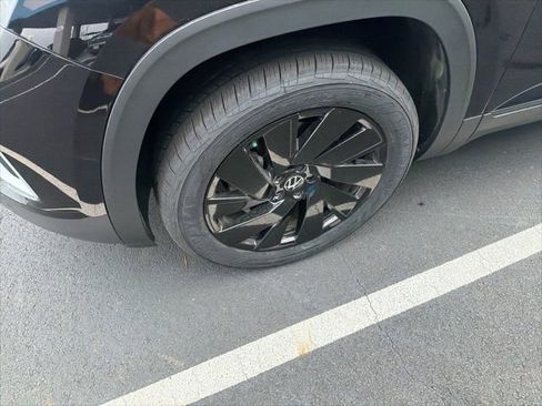 Used 2024 Volkswagen Atlas SE image 4