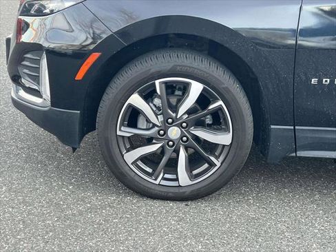 Used 2023 Chevrolet Equinox Premier image 10