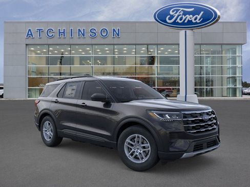 New 2026 Ford Explorer Active image 7