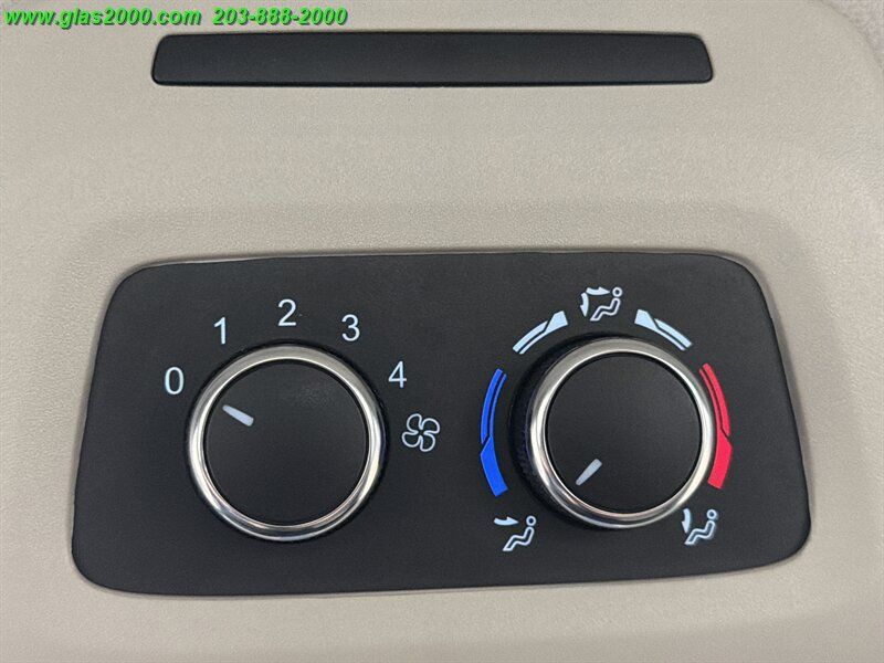 Used 2023 Ford Transit 350 XLT RWD image 29