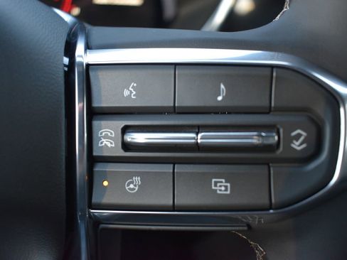 New 2026 GMC Canyon Denali image 24