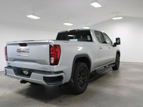 Used 2020 GMC Sierra 1500 Elevation w/ Elevation Value Package AWD/4WD image 9