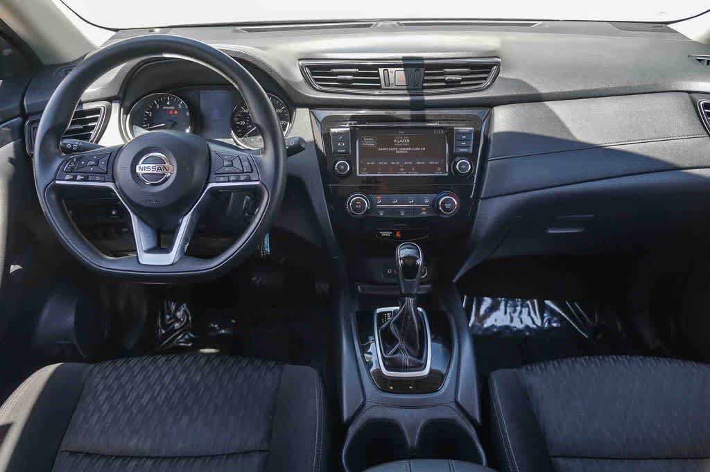 Used 2018 Nissan Rogue S AWD/4WD image 12
