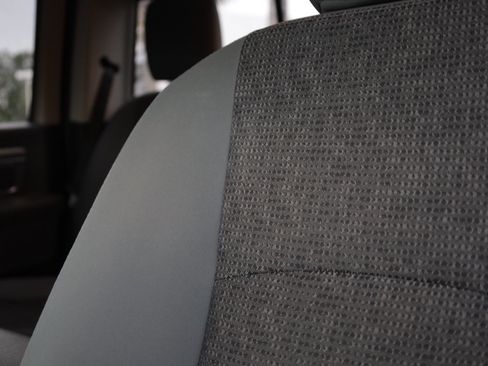 Used 2019 RAM 1500 Big Horn AWD/4WD image 10