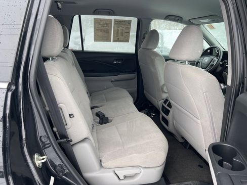 Used 2016 Honda Pilot LX image 25