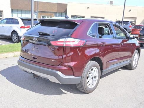 Used 2023 Ford Edge SEL w/ Convenience Package AWD/4WD image 6