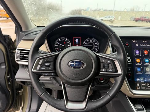 Used 2020 Subaru Outback Limited image 13