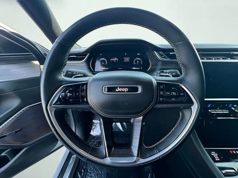 Used 2022 Jeep Grand Cherokee L Overland image 42