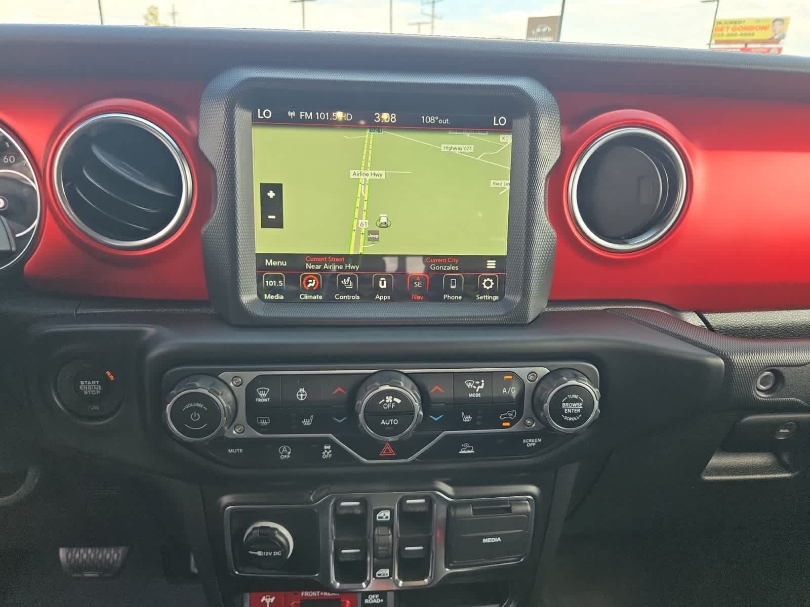 Used 2021 Jeep Gladiator Rubicon AWD/4WD image 17