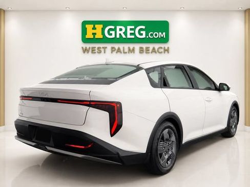 Used 2025 Kia K4 FWD image 4
