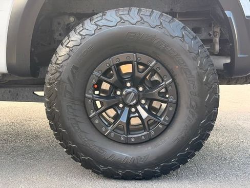 Used 2023 Ford F150 Raptor w/ Equipment Group 802A Raptor R AWD/4WD image 10