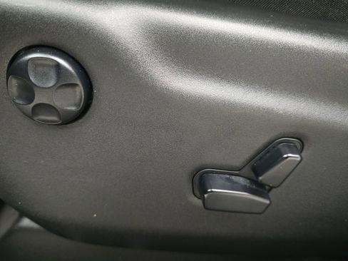 Used 2020 Jeep Grand Cherokee Altitude image 13