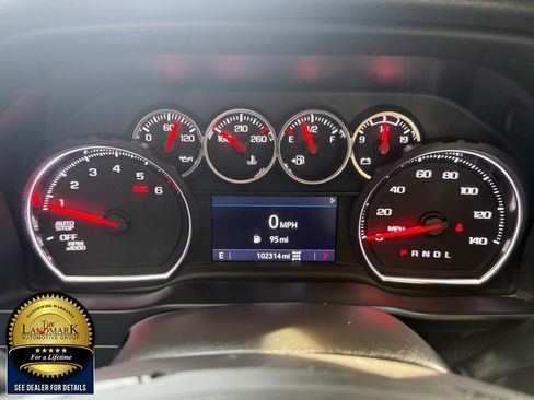 Used 2022 Chevrolet Silverado 1500 RST AWD/4WD image 12