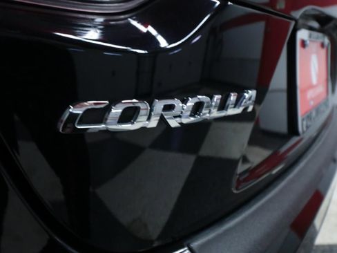 Used 2023 Toyota Corolla LE image 26