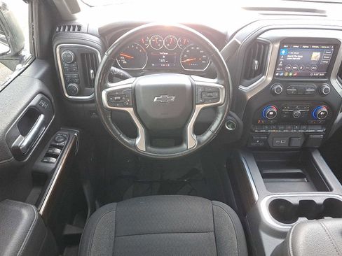 Used 2020 Chevrolet Silverado 1500 RST image 11