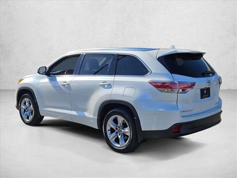 Used 2016 Toyota Highlander Limited Platinum image 8