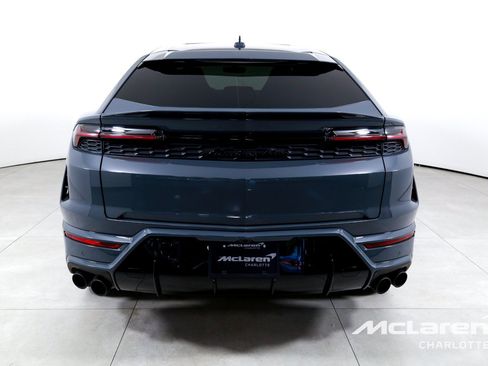 Used 2025 Lamborghini Urus SE AWD/4WD image 7