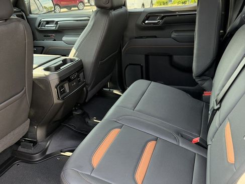 Used 2026 GMC Sierra 1500 AT4 w/ Technology Package AWD/4WD image 7