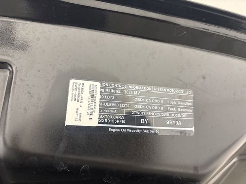 Used 2025 Nissan Frontier SV image 30